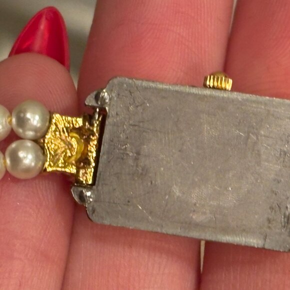 Vintage Luistar Quartz Swiss Watch – Gold-Tone, Pearls & Purple Gems - Picture 4 of 5